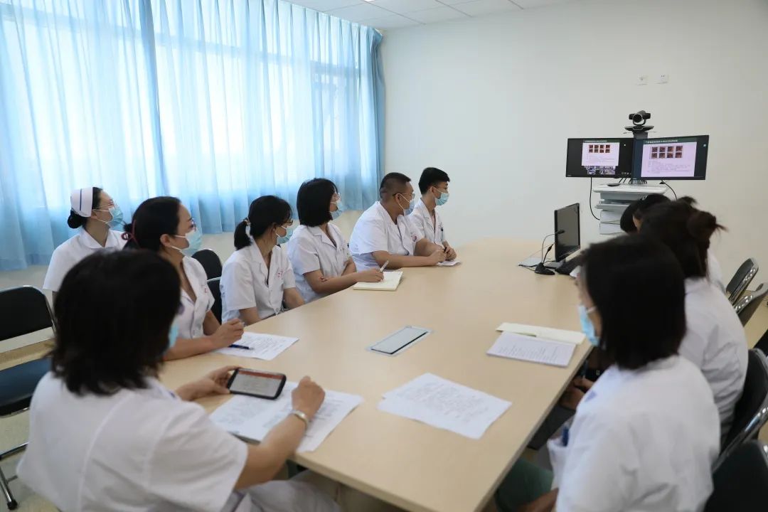 全省首家！中國醫(yī)科大學(xué)附屬第一醫(yī)院專家來“查房”，家門口享國內(nèi)優(yōu)質(zhì)醫(yī)療資源！(圖4)