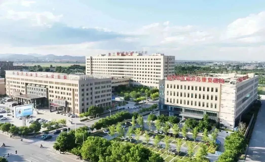 龍港區(qū)人大、區(qū)政府領導一行視察調研龍港國際醫(yī)療健康產業(yè)園(圖19)